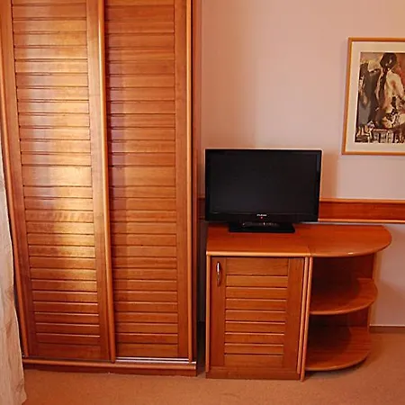 招待所 芳缇斯特瑞膳宿旅馆 3*