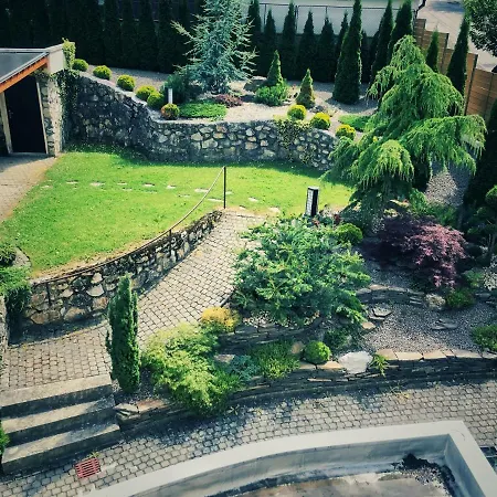 芳缇斯特瑞膳宿旅馆 招待所 特伦钦温泉区